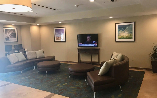 Candlewood Suites Lake Charles South by IHG
