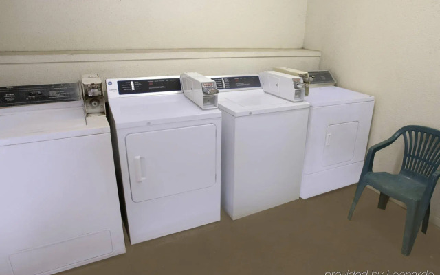 Americas Best Value Inn Giddings