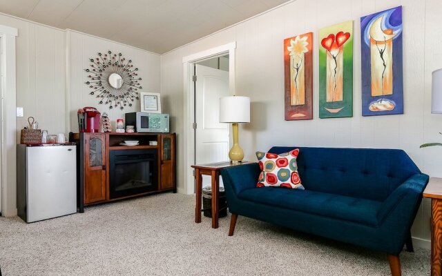 Boise Hillside Suites