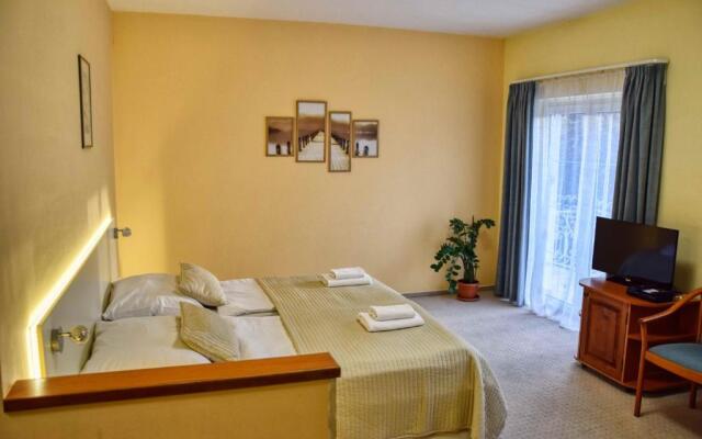 Penta Lux Hotel és Apartman***