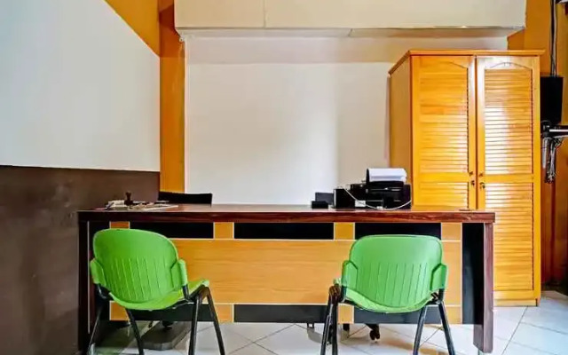 OYO 90979 Ryfana Residence Syariah