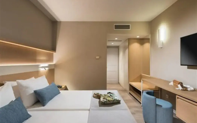 Aeolos Beach Hotel