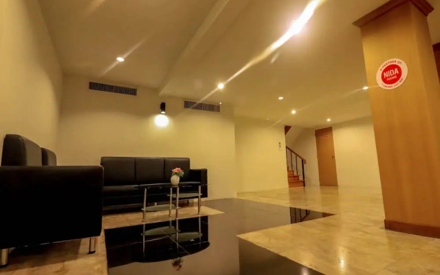 NIDA Rooms Nimman Dusit 2000