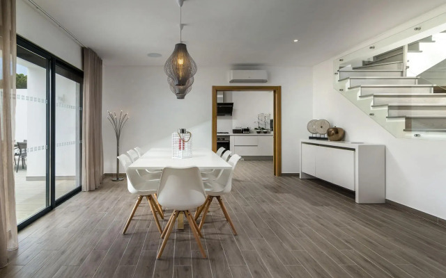 Elegant Luxury Villa by Ideal Homes