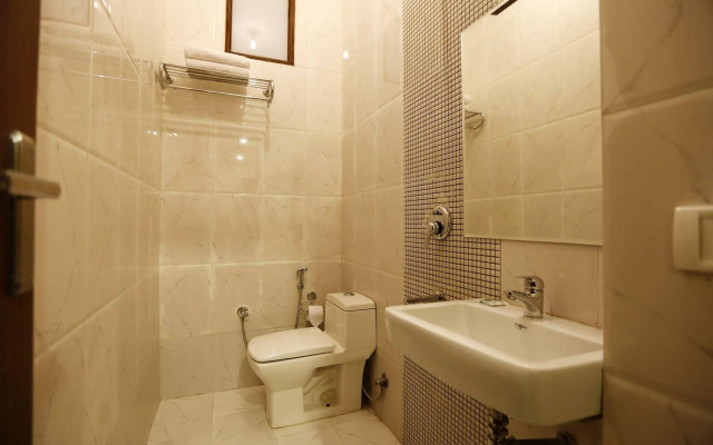 Airport Hotel Chanakya