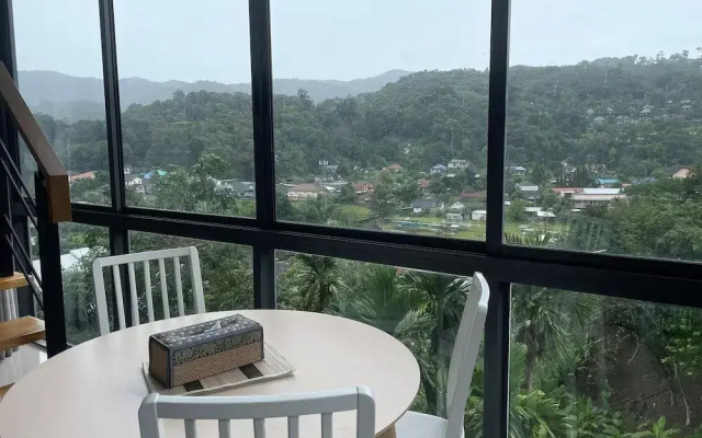 Deluxe apartment at Icon Park Condo