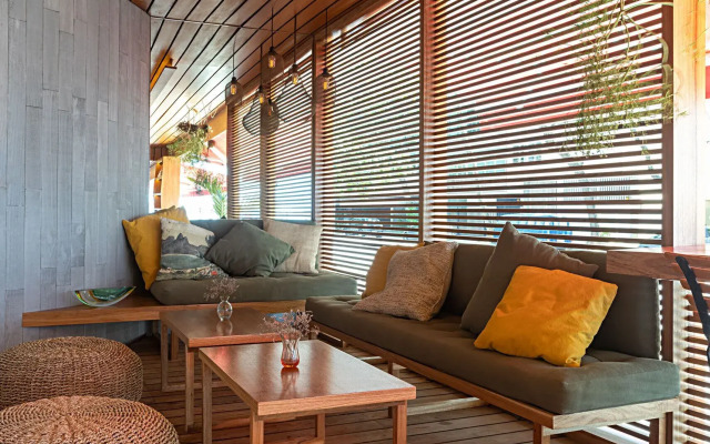 Marina All Suites Hotel