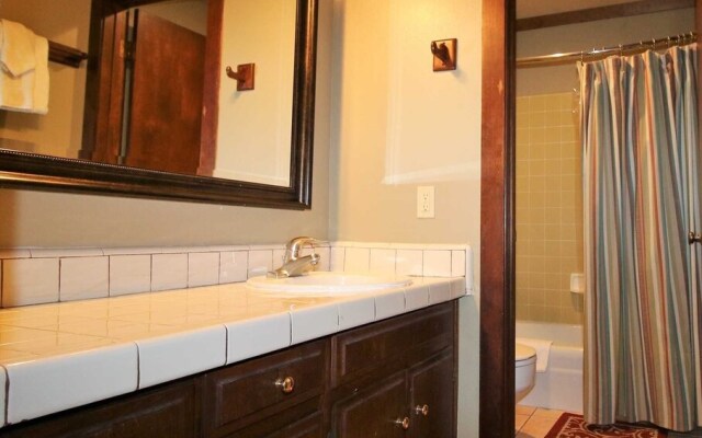 Mammoth S #205 3 Bedroom Condo