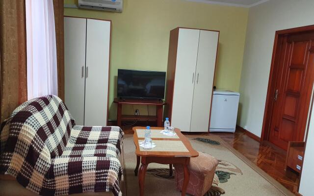 Анна и Король на Телеграфной 3