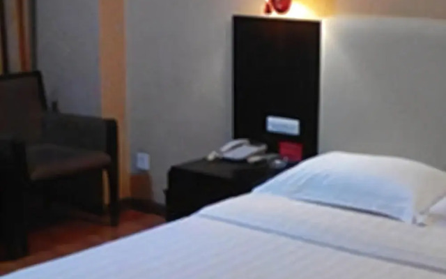 Yangjiang Tianbao Business Hotel