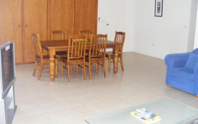 Golden Sands Motor Inn Forster