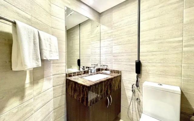 Marbella Executive 2 Bedrooms Balcony