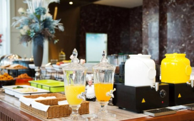 Mercure Harbin Hexing Road