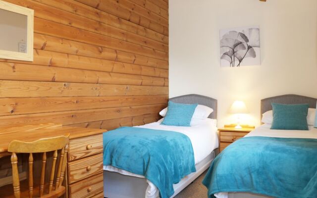 Hill View Lodge 3, Kidderminster