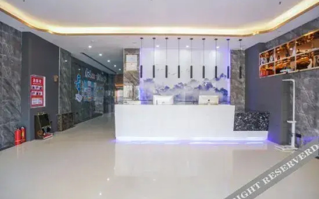 Yifeng Hotel