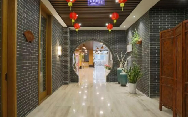 Canal Jingdian Apartment