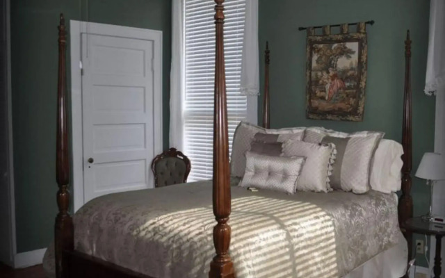 Sweet Cane Inn