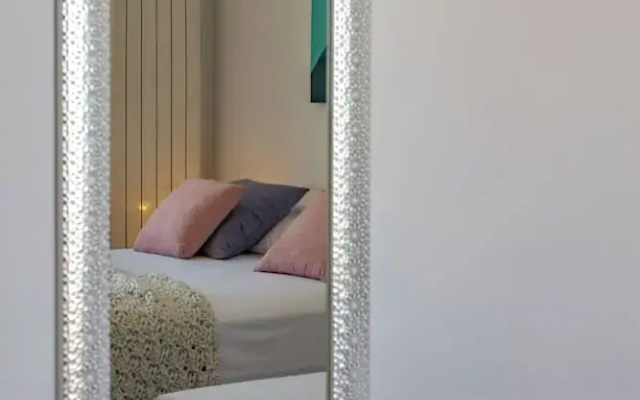 Terra Magica Room with Private Parking
