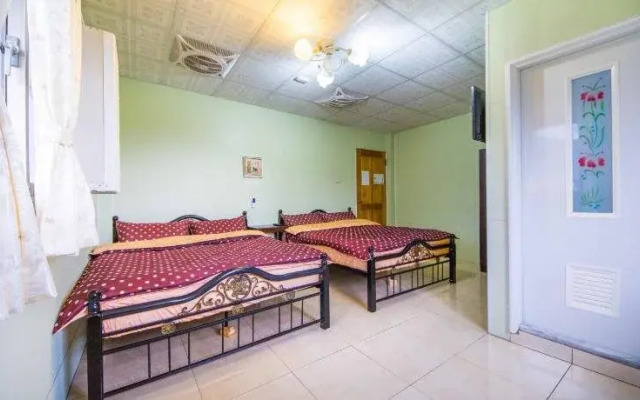 Red Crown Jacana B&B