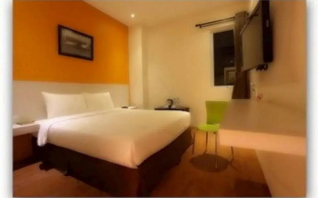 Hotel Dragon Inn by SHM