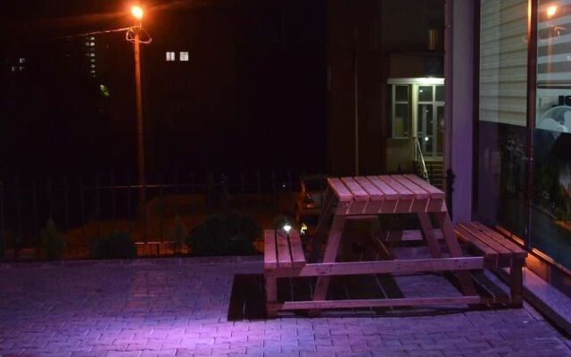 Ozgurcan Apart