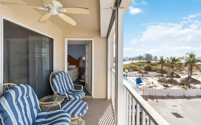 #210 Beach Place Condos
