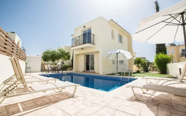 Villa Carmen,2 Minute Walk To Beach