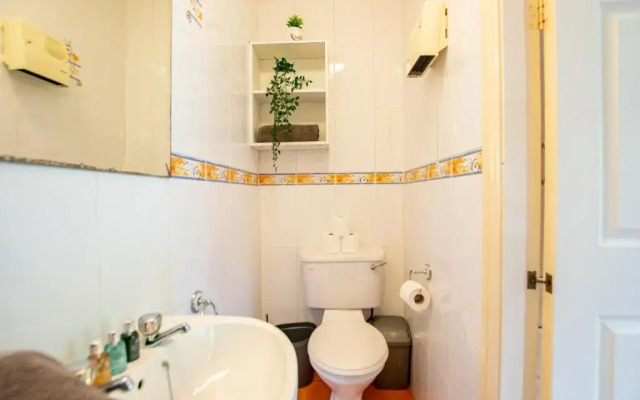 Gort Na Coiribe 4 Bedroom Duplex, by Shortstays