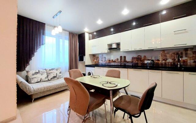 Шарман на проспекте Генерала Тюленева 6Б