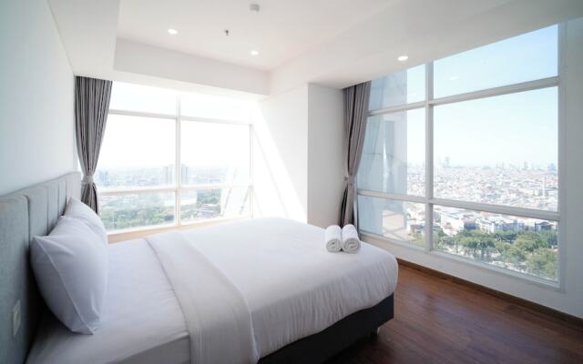 Exclusive And Spacey 3Br At Grand Sungkono Lagoon Apartment