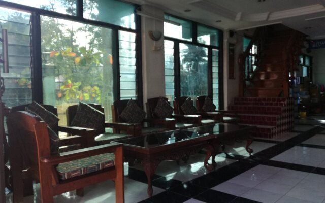 Gold Star hotel