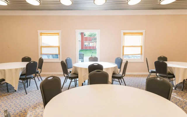 Brown County Inn