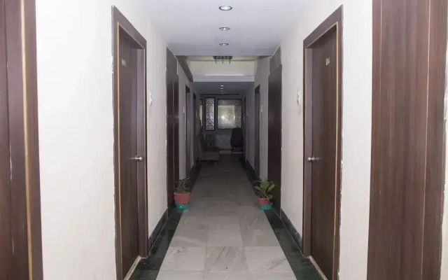 Hotel Basera By OYO Rooms