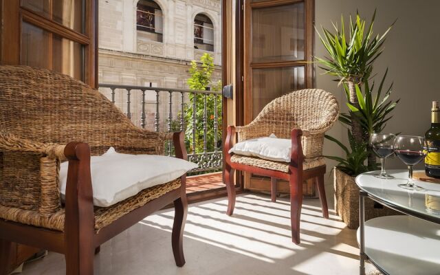 Apartment In Front Of The Cathedral. 2 Bedrooms. Catedral I