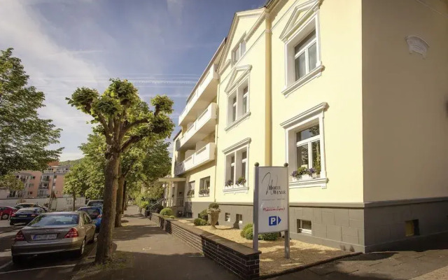 hotelImage