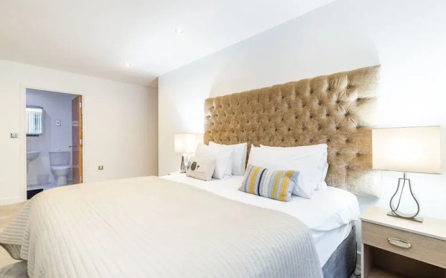 Waterside Bliss Austin David Apartments