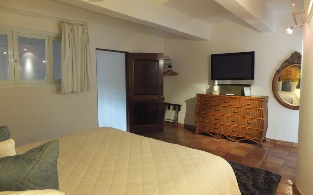Acacia Boutique Hotel
