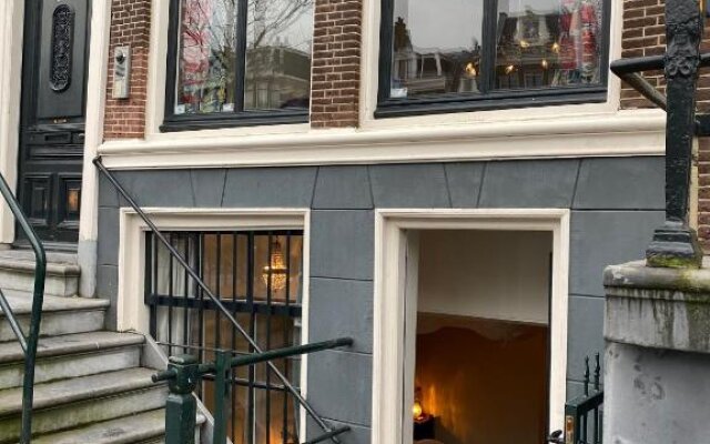 Prinsengracht Museum Bed and Breakfast
