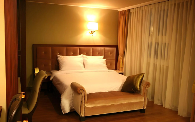 L'S Hotel