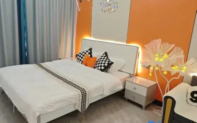 Meet Apartment (Jiuhua Square Branch)