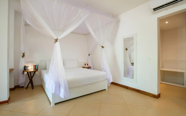 Sandies Baobab Beach Zanzibar