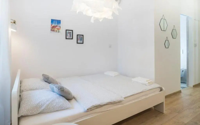 "D&M" Studio Apartments
