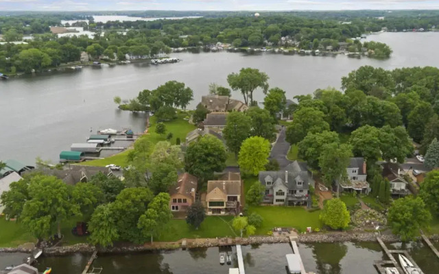 Lakefront Luxury