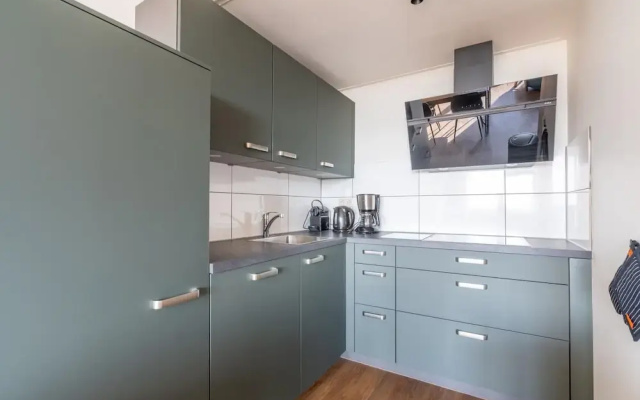 2 Person Apartment With Island View