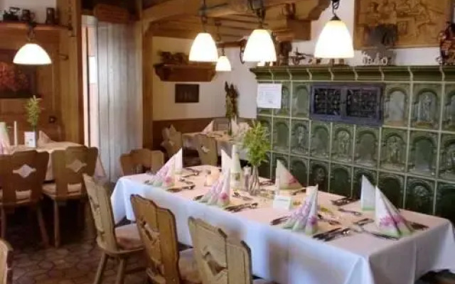 Hotel & Gästehaus Krone