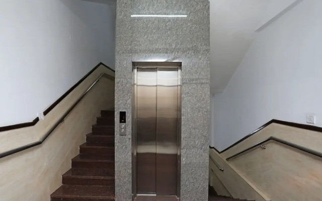 OYO 33014 Bhagwati Palace Guest House