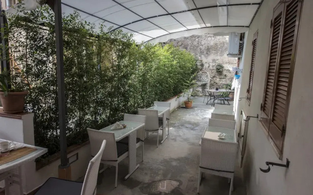 Donna Rosa Accommodation