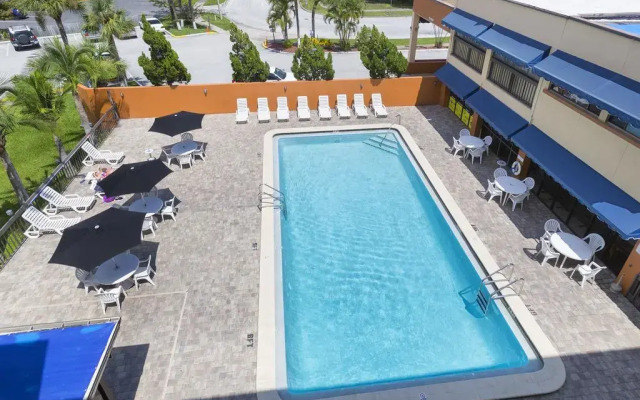 Hotel Monreale Express International Drive Orlando