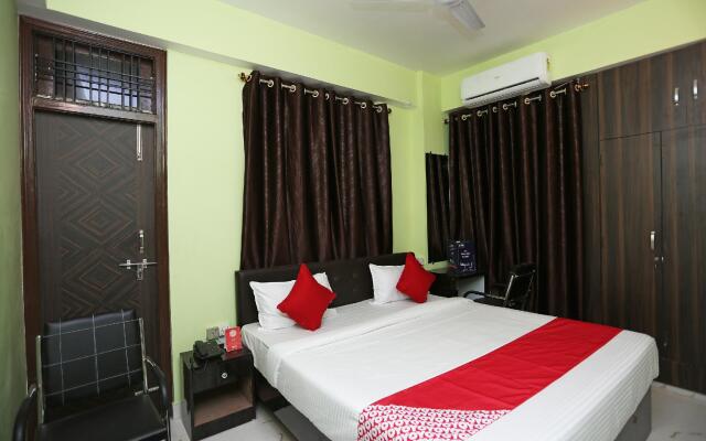 OYO Flagship 22740 Near Anisabad Golambar