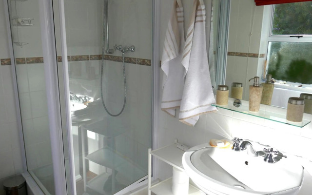 Somerset Sights Bed and Breakfast